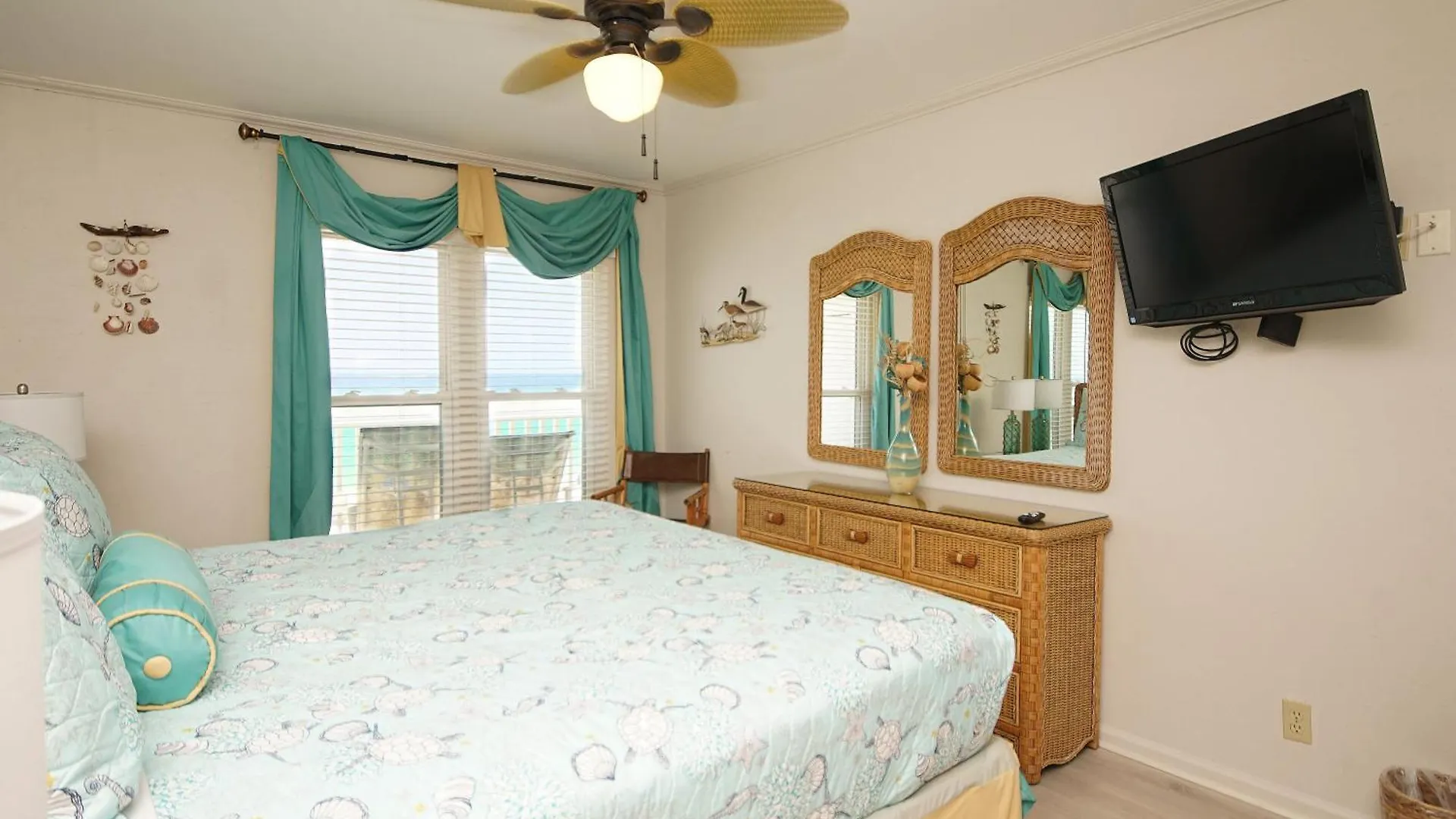 Sandpiper Cove 2113 Destin 0*,
